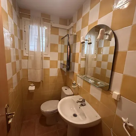Casa Independiente Nova Oropesa 아파트 *